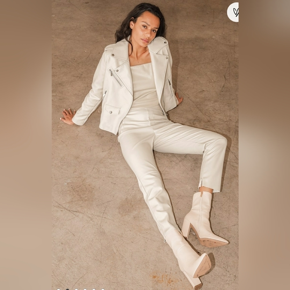 Lulus beige vegan Leather moto jacket - Picture 2 of 5